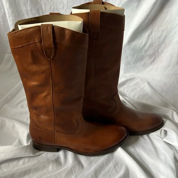 Frye Mellissa Pull On Boots - Picture 2 of 7